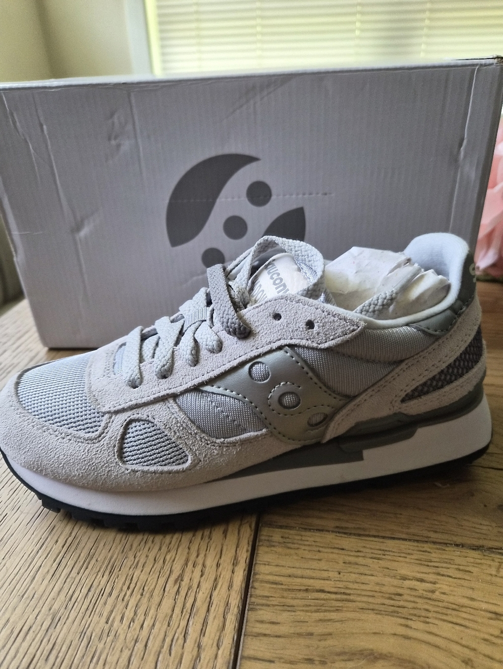 Saucony Light Grey Suede and Mesh Low-Top Sneaker